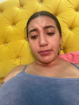 Hannahoff online show from 02-04-25, 04:59