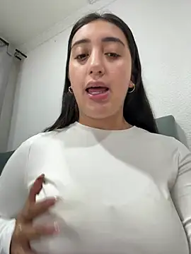 Hannahoff online show from 02-26-26, 04:12