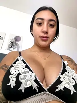 Hannahoff online show from 11-24-25, 09:15