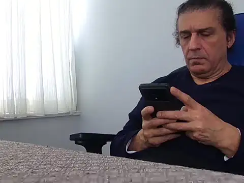 Snapshot of ALPHANDRE chatting on 04-04-26, 07:26 ALPHANDRE online show from 04-04-26, 07:26