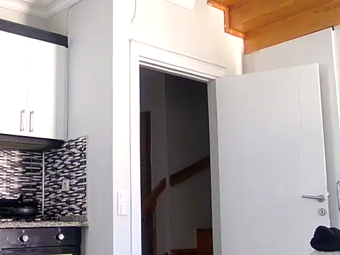 Snapshot of ALPHANDRE chatting on 03-13-26, 07:46 ALPHANDRE online show from 03-13-26, 07:46