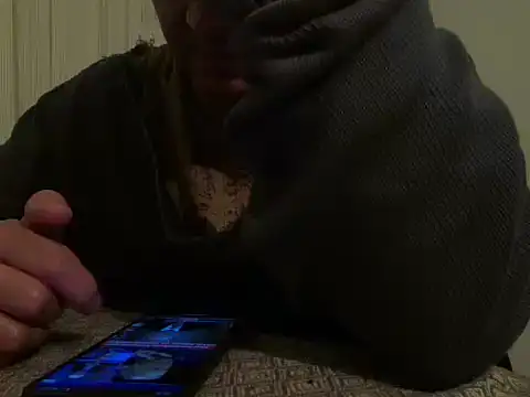 Snapshot of ALPHANDRE chatting on 03-31-26, 06:10 ALPHANDRE online show from 03-31-26, 06:10