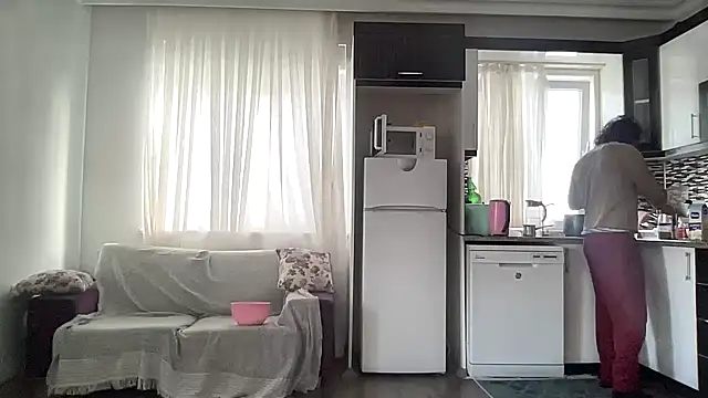 ALPHANDRE online show from 10-20-25, 06:26