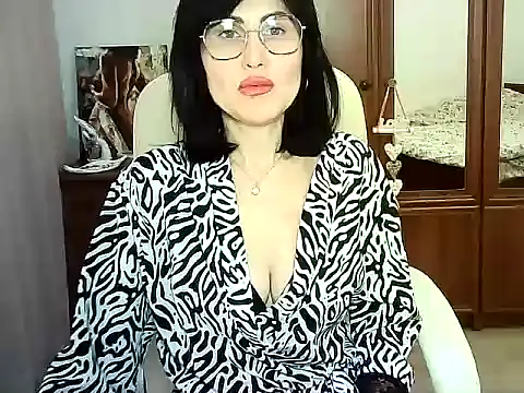 Alyona Alex online show from 01-17-26, 09:35