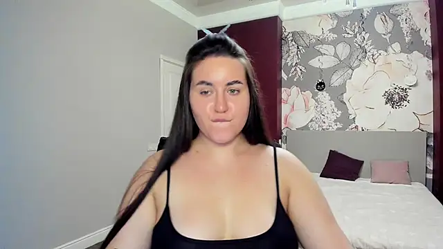 Roxie Bradley online show from 11-20-25, 06:58