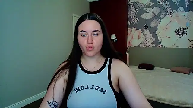 Roxie Bradley online show from 07-01-26, 05:41
