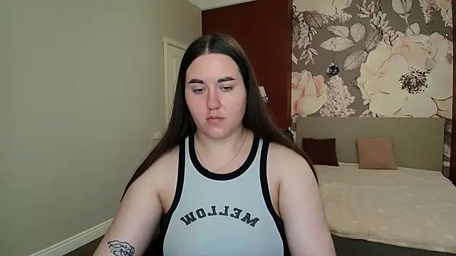 Roxie Bradley online show from 07-24-26, 05:36