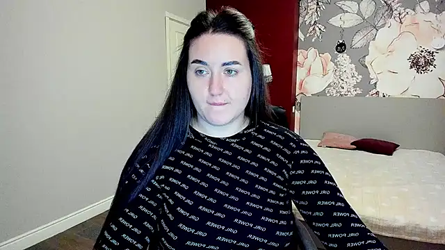 Roxie Bradley online show from 02-05-26, 06:42