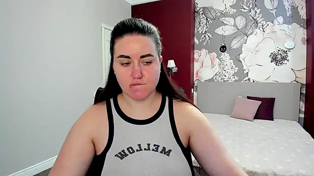 Roxie Bradley online show from 03-09-26, 06:50