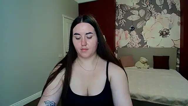 Roxie Bradley online show from 07-29-26, 05:39