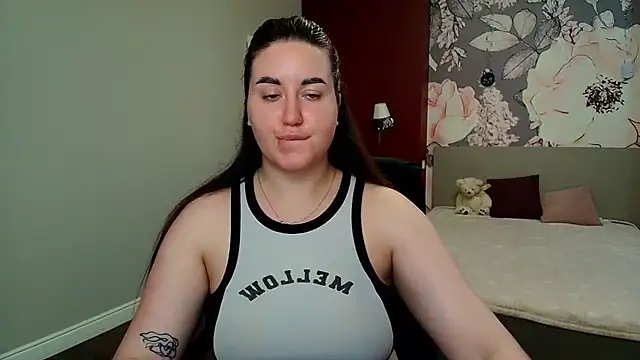 Roxie Bradley online show from 07-03-26, 05:47