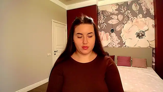 Roxie Bradley online show from 10-02-25, 05:44