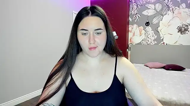 Roxie Bradley online show from 02-26-26, 07:30