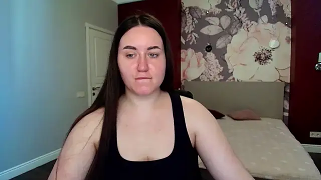 Roxie Bradley online show from 04-22-26, 05:58