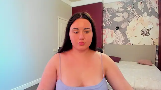 Roxie Bradley online show from 11-14-25, 07:45