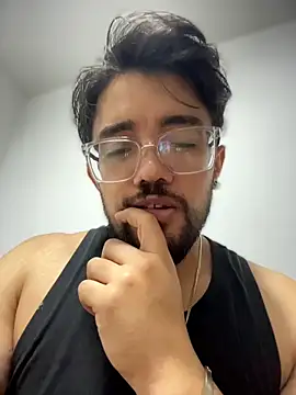 Im sophiie online show from 12-19-25, 06:49