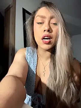 Im sophiie online show from 02-21-26, 06:26