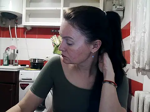 LoveNBloom online show from 07-22-26, 06:21