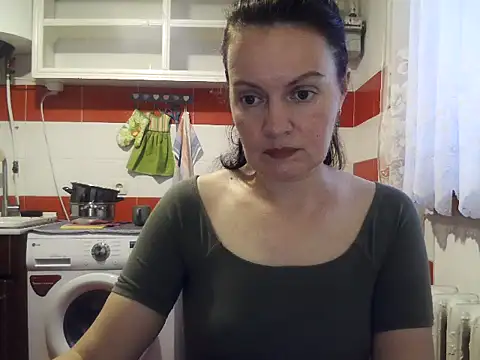 LoveNBloom online show from 07-19-26, 05:53