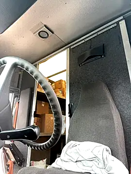 Snapshot of SlxmXBlxck chatting on 09-27-25, 02:23 SlxmXBlxck online show from 09-27-25, 02:23