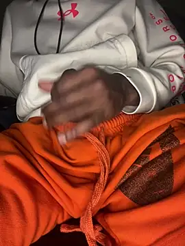 Snapshot of SlxmXBlxck chatting on 02-12-25, 05:37 SlxmXBlxck online show from 02-12-25, 05:37