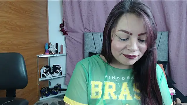 VIOLETTA-HOT online show from 11-14-25, 10:52