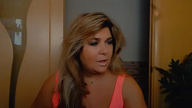 Malena Mi online show from 01-10-26, 12:00