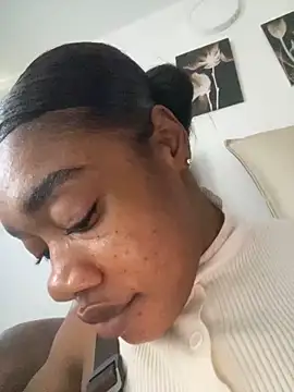  yisela  online show from 03-22-26, 09:49