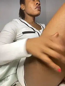  yisela  online show from 03-19-26, 12:21