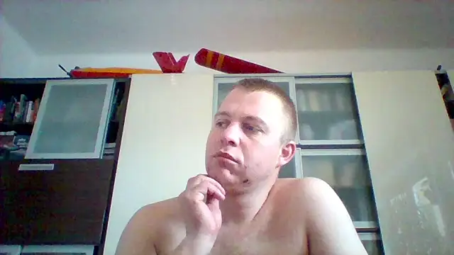 Matttthees online show from 11-29-25, 01:11