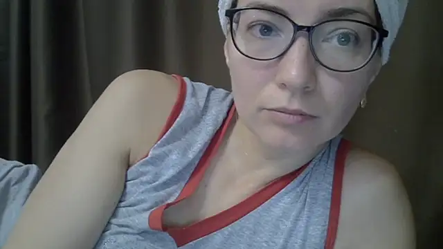 Snapshot of Ashleyspice chatting on 09-30-25, 06:30 Ashleyspice online show from 09-30-25, 06:30