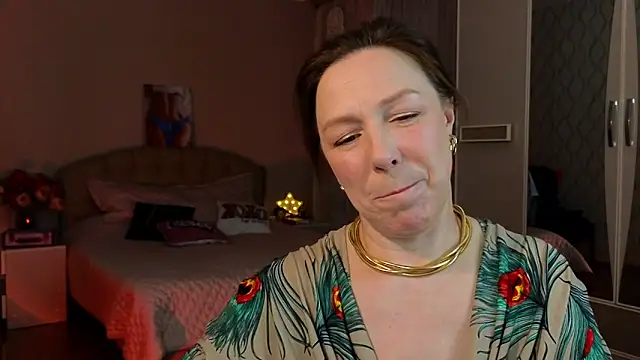 vanessawis  online show from 01-29-25, 12:01