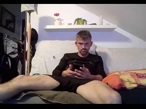 Cambitchboy online show from 03-29-26, 10:55