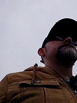 BuckWessle online show from 02-16-25, 10:32