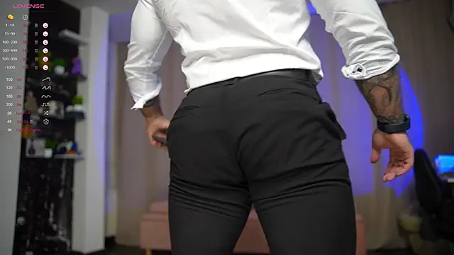 Snapshot of Demianblake chatting on 02-28-25, 03:37 Demianblake online show from 02-28-25, 03:37