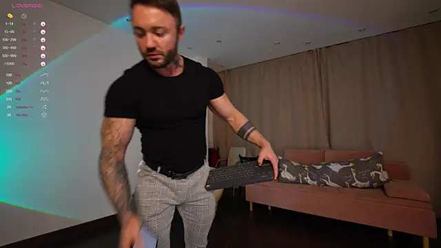 Demianblake online show from 10-31-25, 05:42