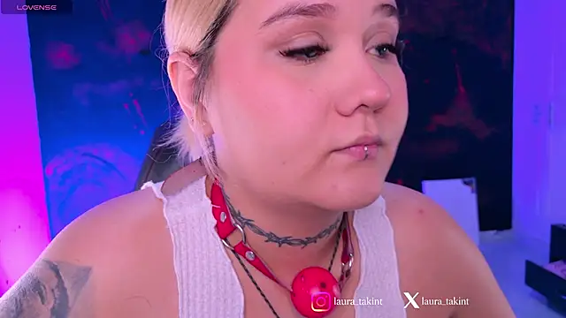 Snapshot of Laura_takint chatting on 01-15-26, 07:28 Laura takint online show from 01-15-26, 07:28