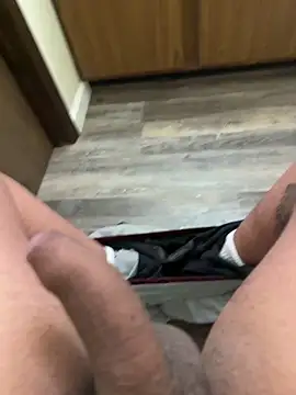 marhi32 online show from 11-08-25, 02:09