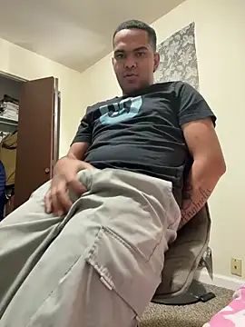 marhi32 online show from 12-21-25, 06:31