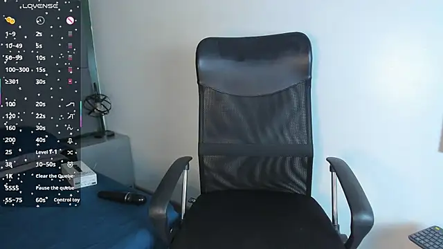 Snapshot of Tracy_lambo chatting on 03-11-25, 08:41 Tracy lambo online show from 03-11-25, 08:41