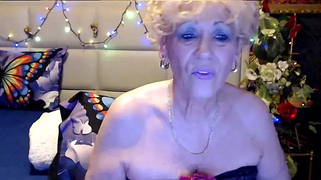 HappyWomanOn online show from 10-30-25, 10:02