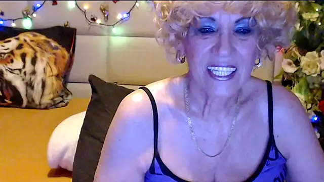HappyWomanOn online show from 02-13-26, 09:42