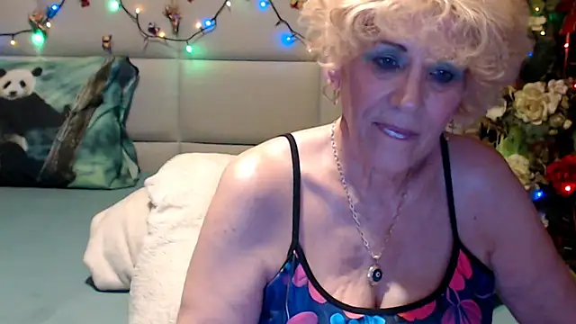 HappyWomanOn online show from 06-06-26, 09:09