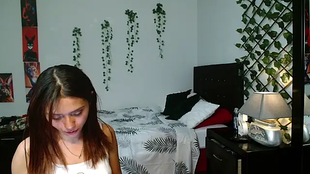 Pinkye skarlet online show from 09-22-25, 05:57