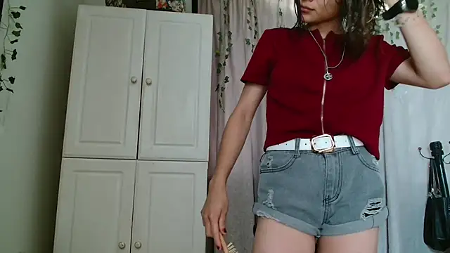 Snapshot of Pinkye_skarlet chatting on 04-20-26, 06:09 Pinkye skarlet online show from 04-20-26, 06:09