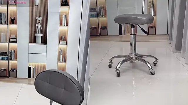 stripchat-yaoyao online show from 04-11-26, 07:45