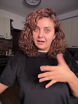 AnneKane online show from 12-03-25, 04:57