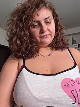 AnneKane online show from 12-14-25, 05:35