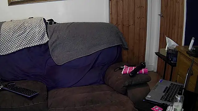 rob2810 online show from 01-07-26, 09:09