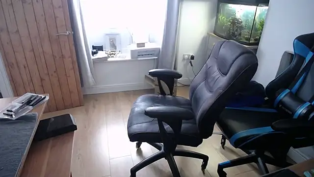 rob2810 online show from 09-26-25, 08:21